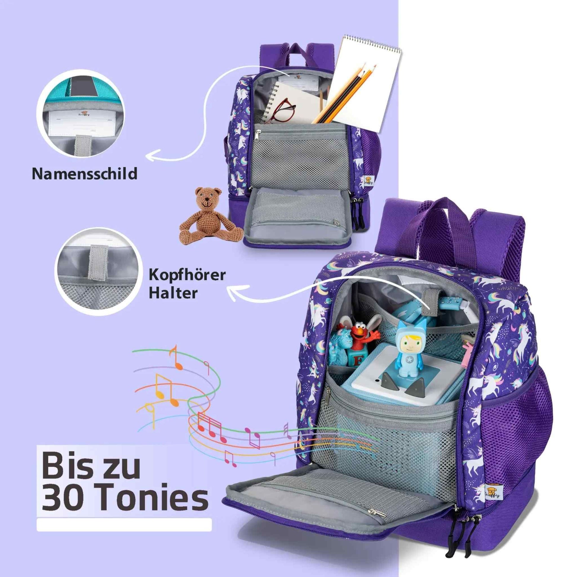 Ein Blick in das weit geöffnete Hauptfach des 12 Liter fassenden Kinderrucksacks. Das Bild zeigt die organisierte Aufteilung: Eine komplette Toniebox inklusive Figuren findet problemlos neben einem DIN-A5 Notizblock Platz. Zusätzlich ist im geräumigen Innenraum noch genügend Kapazität für eine Lunchbox und Wechselkleidung erkennbar. Die Darstellung verdeutlicht, dass das kompakte Design optimal ausgenutzt wird, um alle wichtigen Begleiter für den Kindergarten oder den Tagesausflug sicher zu verstauen.