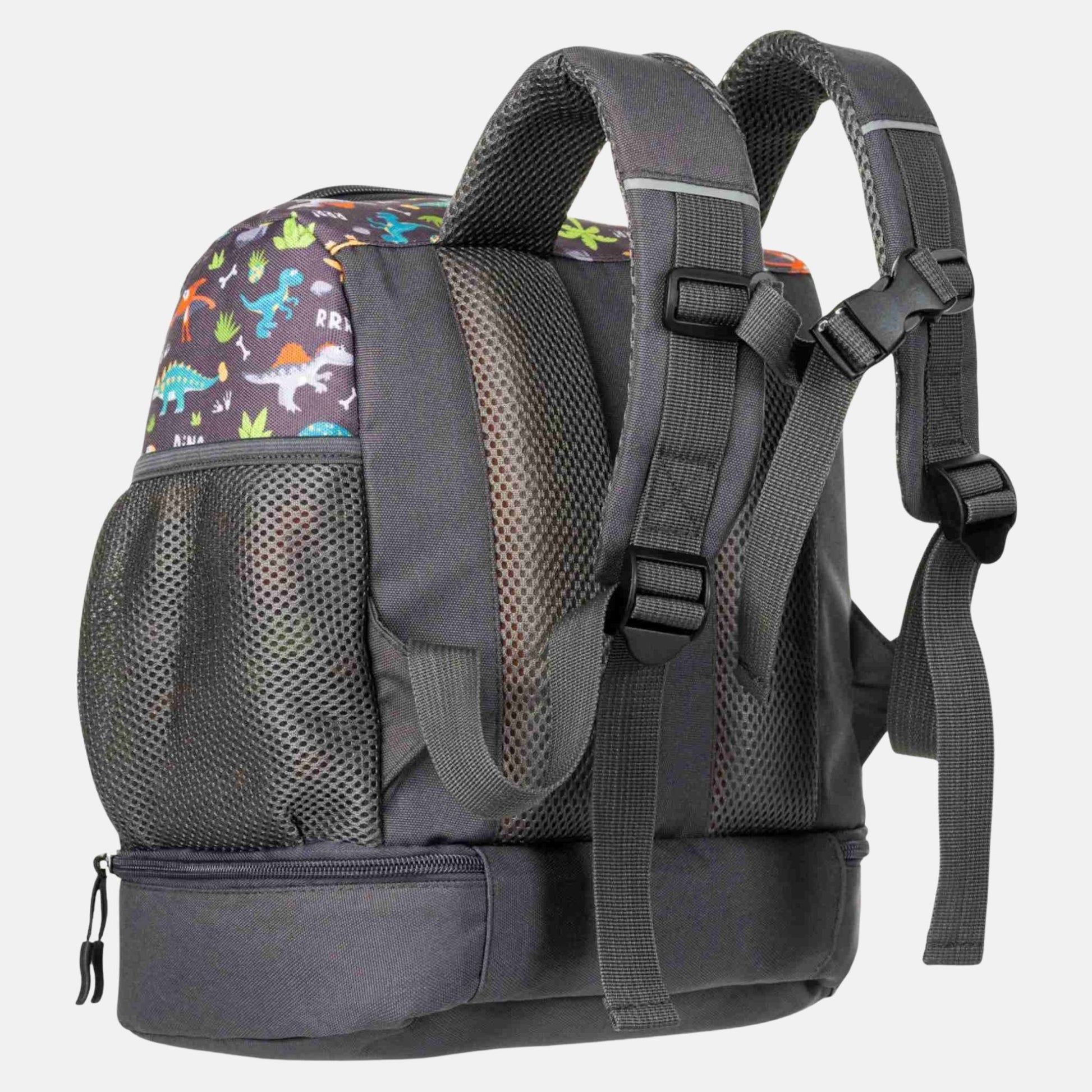 Die Rückansicht des grauen Dinosaurier-Rucksacks zeigt die dicke, atmungsaktive Mesh-Polsterung für den Rücken und die ergonomisch geformten Schultergurte. Ein verstellbarer Brustgurt sorgt für stabilen Halt, während die weichen Materialien eine optimale Gewichtsverteilung verdeutlichen. Das dezente graue Design wird durch die hochwertige Verarbeitung der Trageelemente abgerundet.